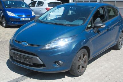Ford Fiesta 147.900 km 1.490 &euro; Niefern 75223