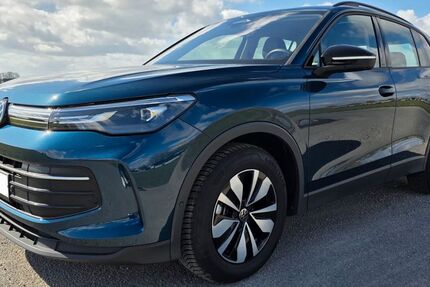 VW Tiguan 8.700 km 35.400 &euro; Pattensen 30982