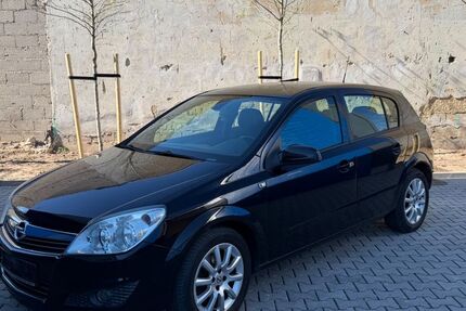 Opel Astra 155.814 km 2.899 &euro; Frankfurt am Main 60388