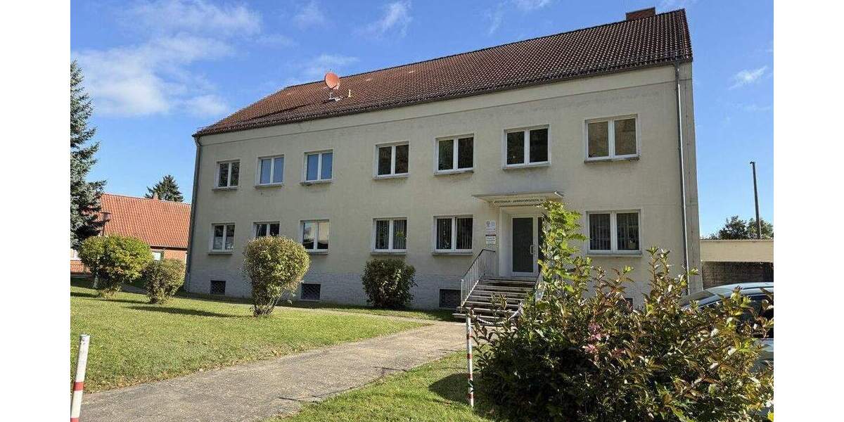 Gewerbeobjekt Gadebusch - 4 Zimmer, 84 m&sup2;, 1.200&euro; | Angebot:26817199