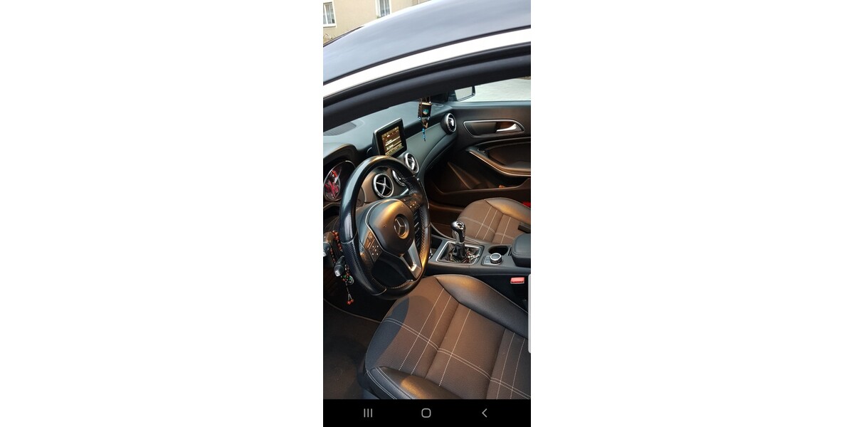 Mercedes-Benz Mercedes CLA 180 204.600 km 12.500 &euro; Fürth 90744