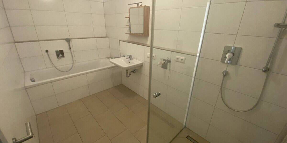 Etagenwohnung Schrobenhausen - 3 Zimmer, 88 m&sup2;, 1.050&euro; | Angebot:26918144
