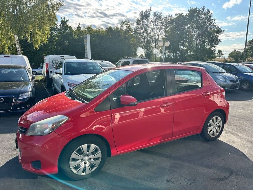 Yaris