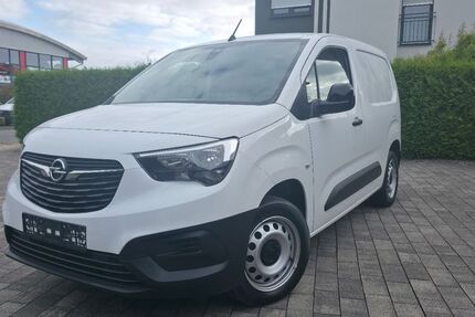Opel Combo 92.000 km 12.999 &euro; Bad Lippspringe 33175