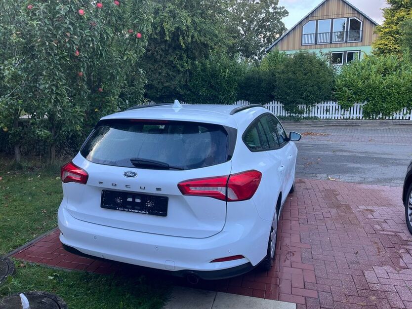 Ford Focus 183.992 km 6.300 € Dörphof 24398