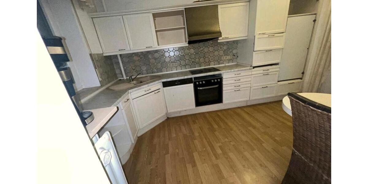 Mehrfamilienhaus, Wohnhaus Bad Dürkheim - 12 Zimmer, 250 m&sup2;, 2.600&euro; | Angebot:25949532