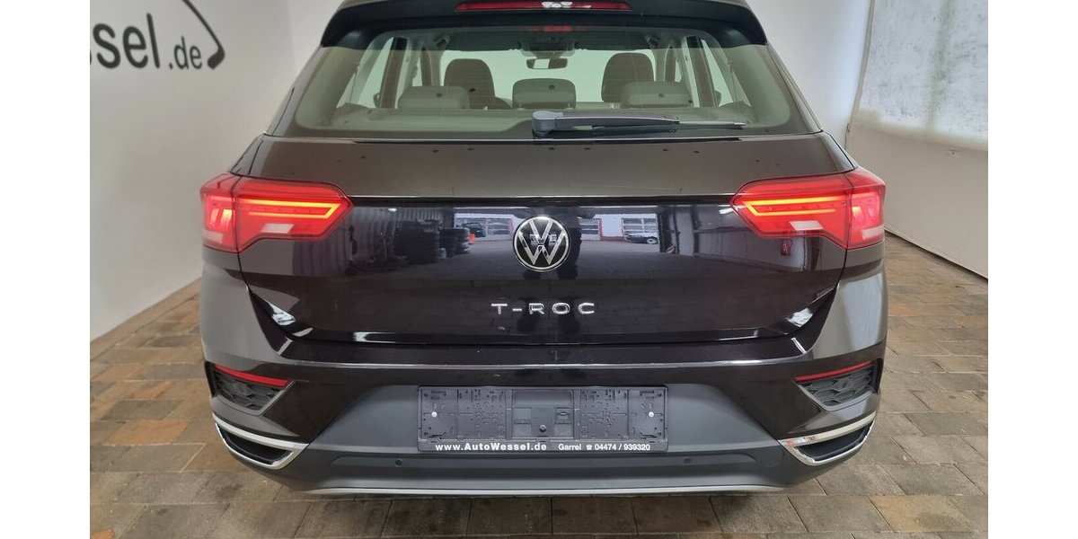 VW T-Roc Style ACC AHK APP SHZ Kamera Klimaautom. 76.800 km 19.950 &euro; Garrel 49681