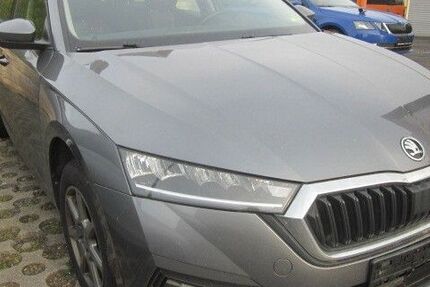 Skoda Octavia 273.945 km 11.990 &euro; Petersberg 36100