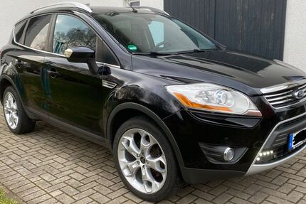 Ford Kuga 252.000 km 4.900 &euro; Kastl 92280