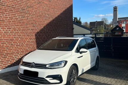 VW Touran 149.905 km 22.000 &euro; Hückelhoven 41836