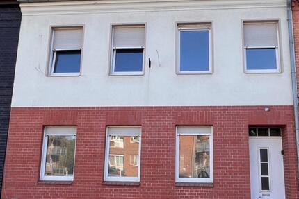 Haus Salzwedel - 10 Zimmer, 175 m&sup2;, 189.000&euro; | Angebot:27034190