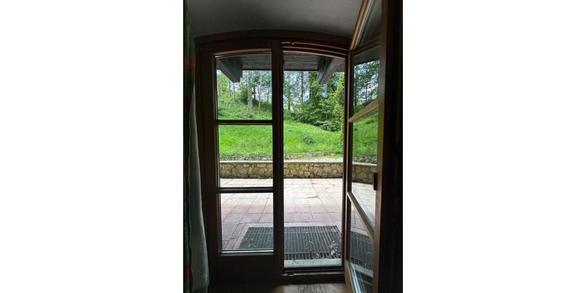 Erdgeschoßwohnung Bayerisch Gmain - 2.5 Zimmer, 80 m&sup2;, 720&euro; | Angebot:25539753