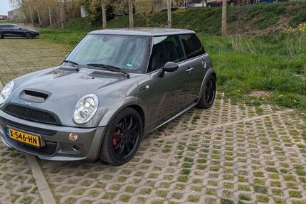 Mini John Cooper Works 133.000 km 13.500 &euro; Born 18375