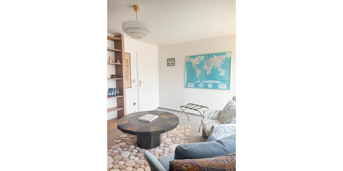 Dachgeschoßwohnung Wilhelmshaven Heppens - 4 Zimmer, 170 m&sup2;, 1.500&euro; | Angebot:22113522