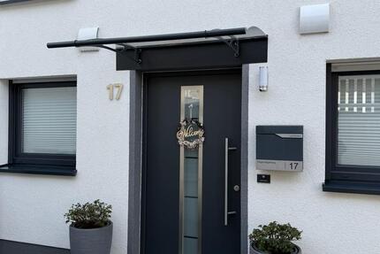 Haus Solingen Mitte - 5 Zimmer, 145 m&sup2;, 2.050&euro; | Angebot:26409448