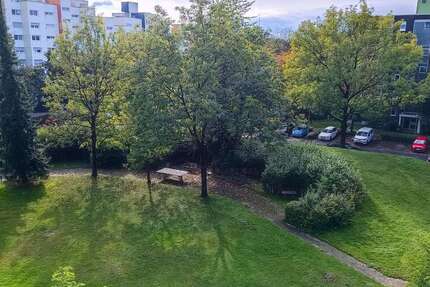 Wohnung zum Kaufen in Ulm-Wiblingen 220.000 € 80 m² 3.5 zimmer