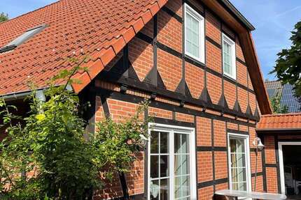 Haus zum Kaufen in Langendorf 369.000 € 137.46 m² 4 zimmer