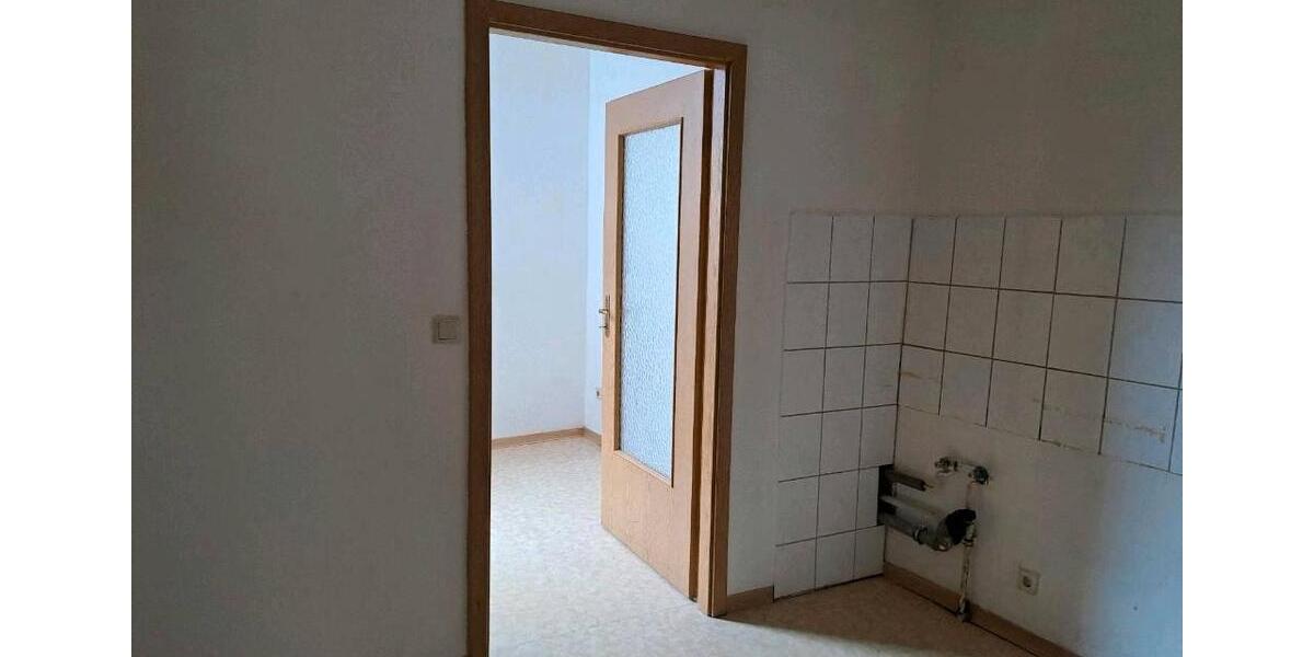 Hochparterre Bernburg (Saale) - 1 Zimmer, 35 m&sup2;, 210&euro; | Angebot:26411637