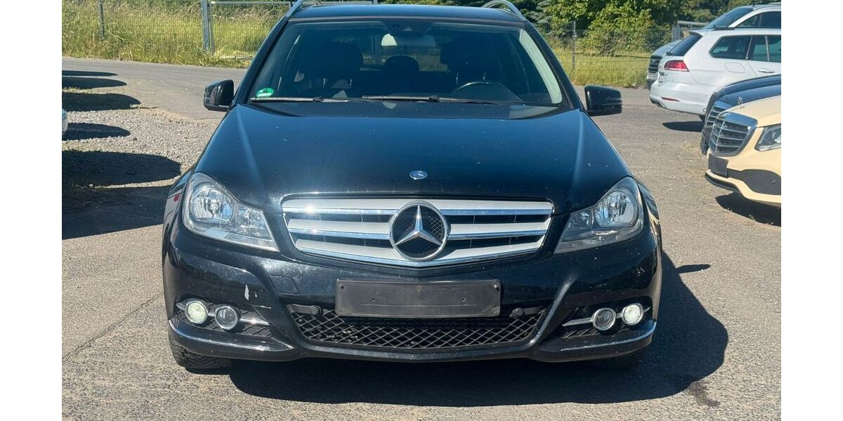 Mercedes-Benz C 180 275.944 km 3.200 &euro; Gelenberg 53539