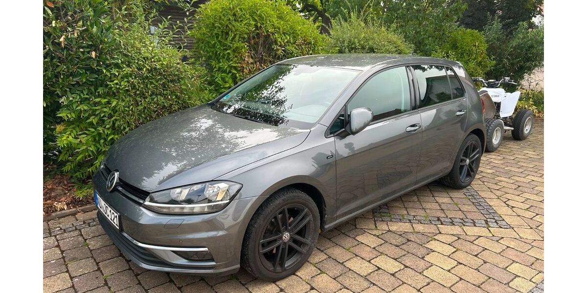 VW Golf 101.750 km 12.750 &euro; Oberelchingen 89275