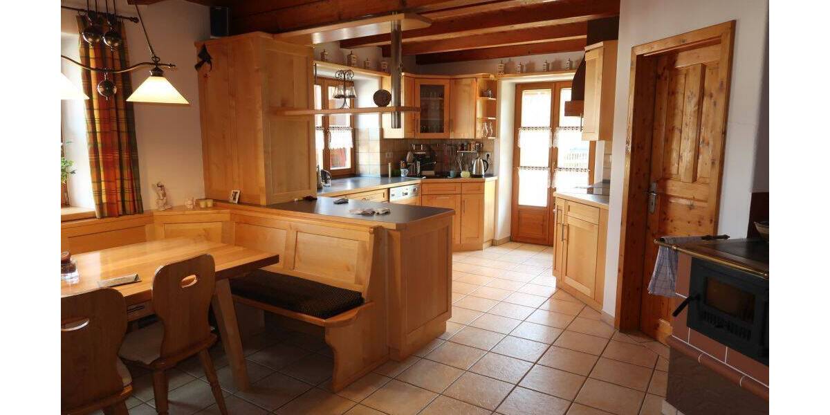 Mehrfamilienhaus, Wohnhaus Egglkofen - 6 Zimmer, 187 m&sup2;, 825.000&euro; | Angebot:26878921