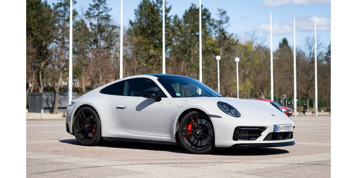 Porsche 992 3.500 km 162.500 &euro; München 81547