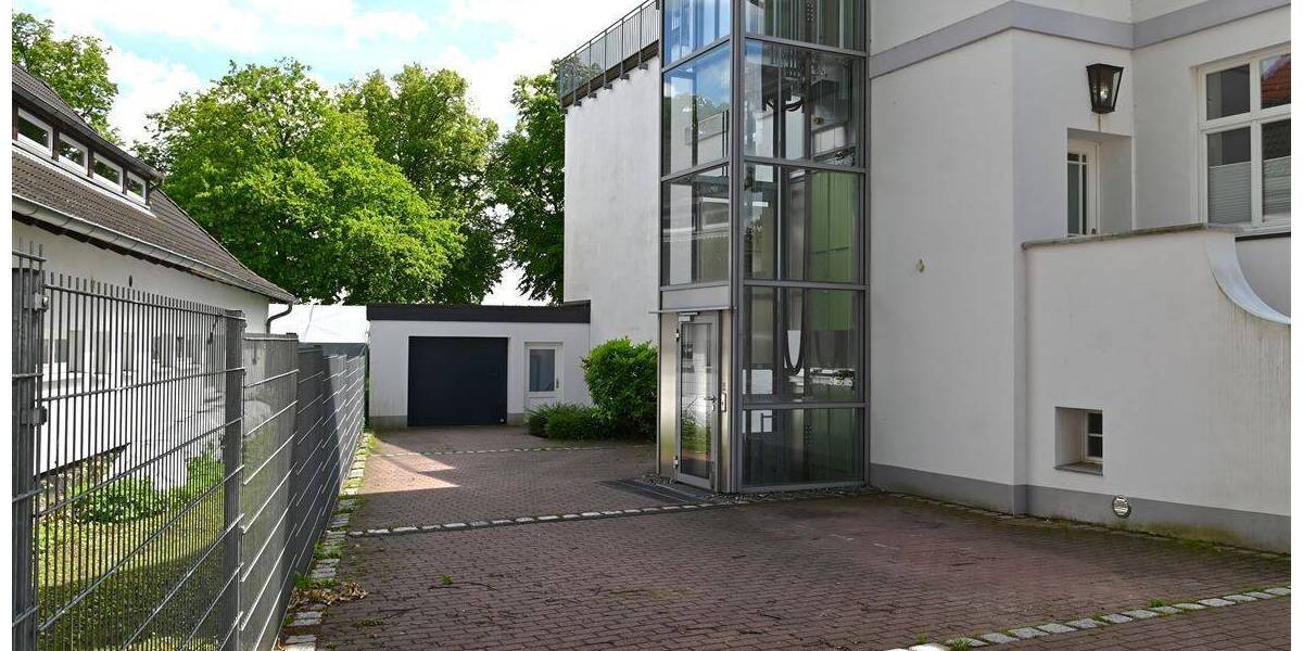 Etagenwohnung Stralsund Kniepervorstadt - 3 Zimmer, 156 m&sup2;, 1.720&euro; | Angebot:26902405
