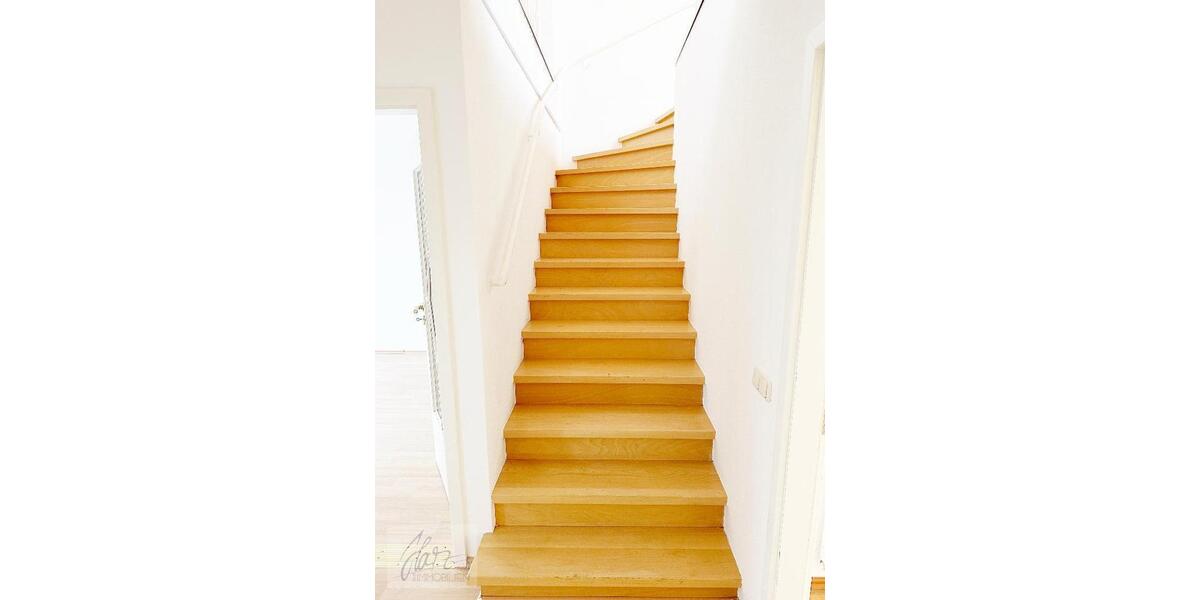 Etagenwohnung Riesa Canitz - 3 Zimmer, 74 m&sup2;, 600&euro; | Angebot:26400680