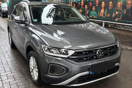 VW T-Roc 15.000 km 27.500 &euro; Hamburg 20097