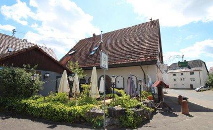 Einfamilienhaus Neuenstadt am Kocher - 9 Zimmer, 274 m&sup2;, 639.000&euro; | Angebot:26811598