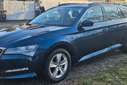 Skoda Superb 103.000 km 19.900 € München 81829