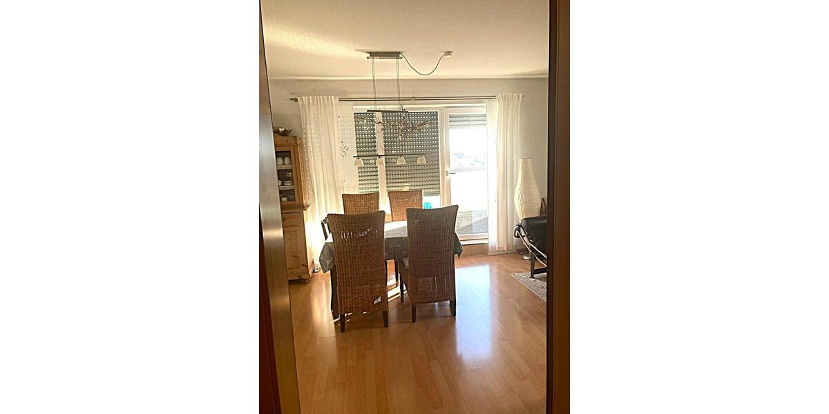 Dachgeschoßwohnung Neu-Ulm Burlafingen - 2 Zimmer, 55 m&sup2;, 715&euro; | Angebot:26348755