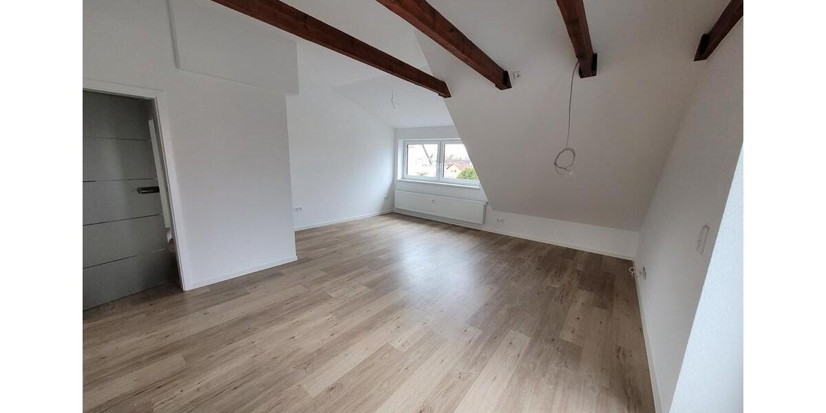 Dachgeschoßwohnung Rosdorf - 2 Zimmer, 75 m&sup2;, 890&euro; | Angebot:24837778