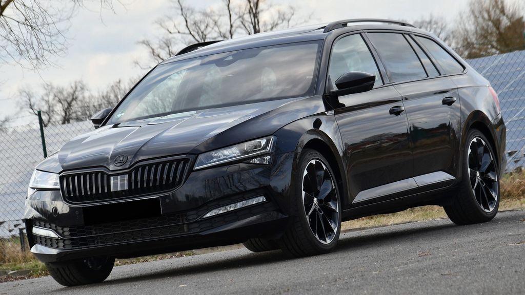 Skoda Superb 30.000 km 41.990 &euro; Trebbin 14959
