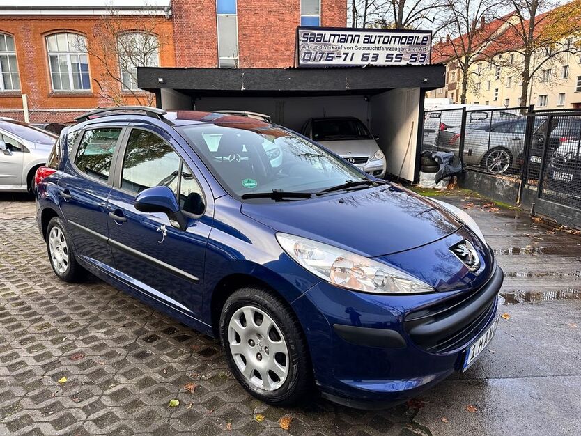 Peugeot 207 133.678 km 2.890 € Berlin 13403