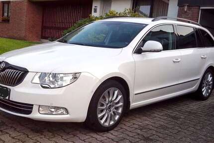 Skoda Superb 133.000 km 8.900 &euro; Düren, Stadt 52355