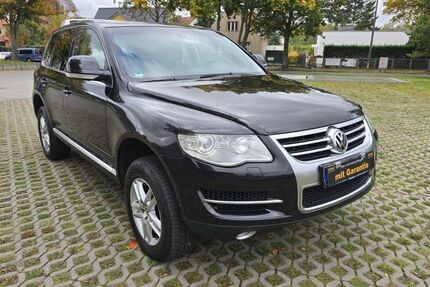 VW Touareg 199.000 km 8.900 € Berlin 13409