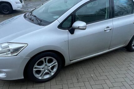 Toyota Auris 89.990 km 5.777 &euro; Mömbris 63776