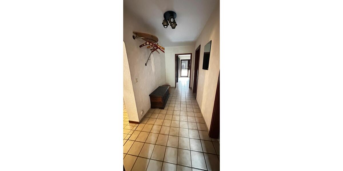 Erdgeschoßwohnung Neuenstadt am Kocher - 4 Zimmer, 95 m&sup2;, 318.000&euro; | Angebot:27067345