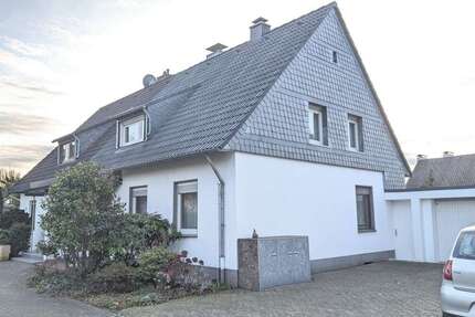 Haus zum Kaufen in Langenfeld 450.000 € 118 m² 6 zimmer