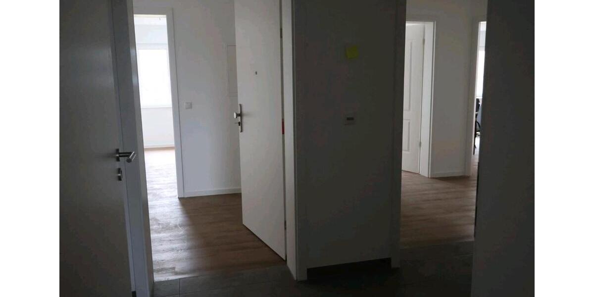 Erdgeschoßwohnung Seehausen (Altmark) - 3 Zimmer, 86 m&sup2;, 750&euro; | Angebot:26647821
