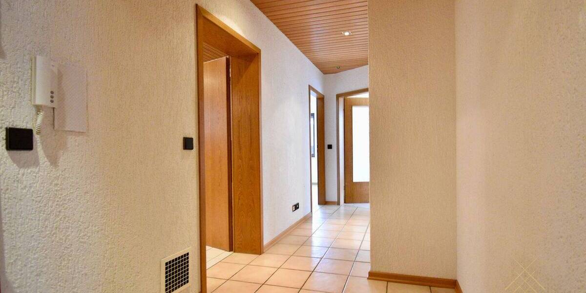 Etagenwohnung Idar-Oberstein Oberstein - 4 Zimmer, 110 m&sup2;, 179.000&euro; | Angebot:26391177