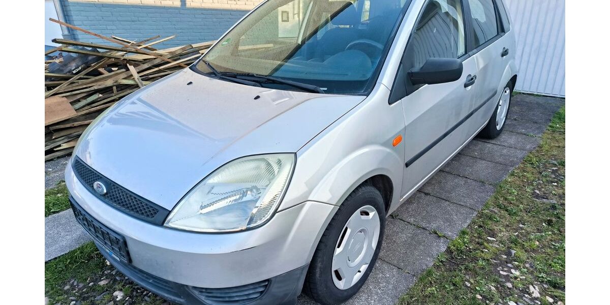 Ford Fiesta 203.200 km 1.000 &euro; Viersen 41747