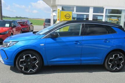 Opel Grandland (X) 50.935 km 22.600 &euro; Ebersbach 02730