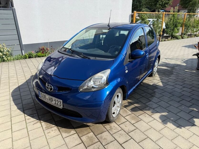 Aygo (X)