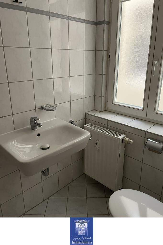 Neu renovierte Stadt-Wohnung im Herzen von Bautzen wartet bezogen zu werden! 3 zimmer