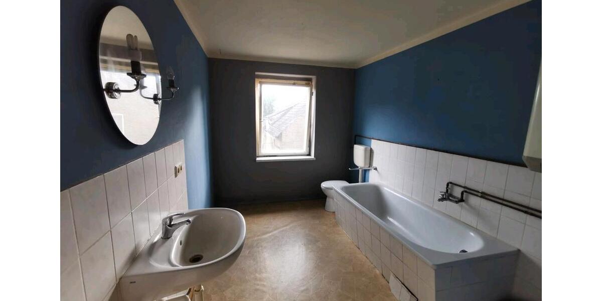Etagenwohnung Nossen - 5 Zimmer, 110 m&sup2;, 789&euro; | Angebot:26669936