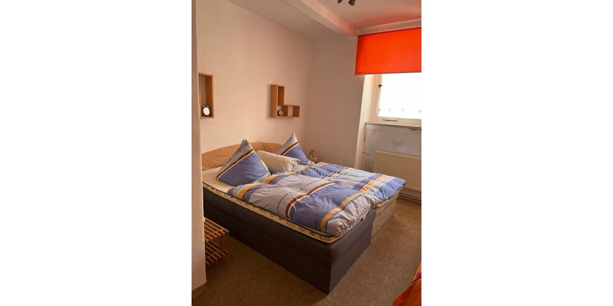 Artern, 2 Fam.Hs. + Bungalow - Zweifamilienhaus Artern/Unstrut Unstrut | Angebot:25752294