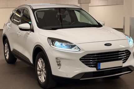 Ford Kuga 49.900 km 20.700 &euro; Hamburg 22335