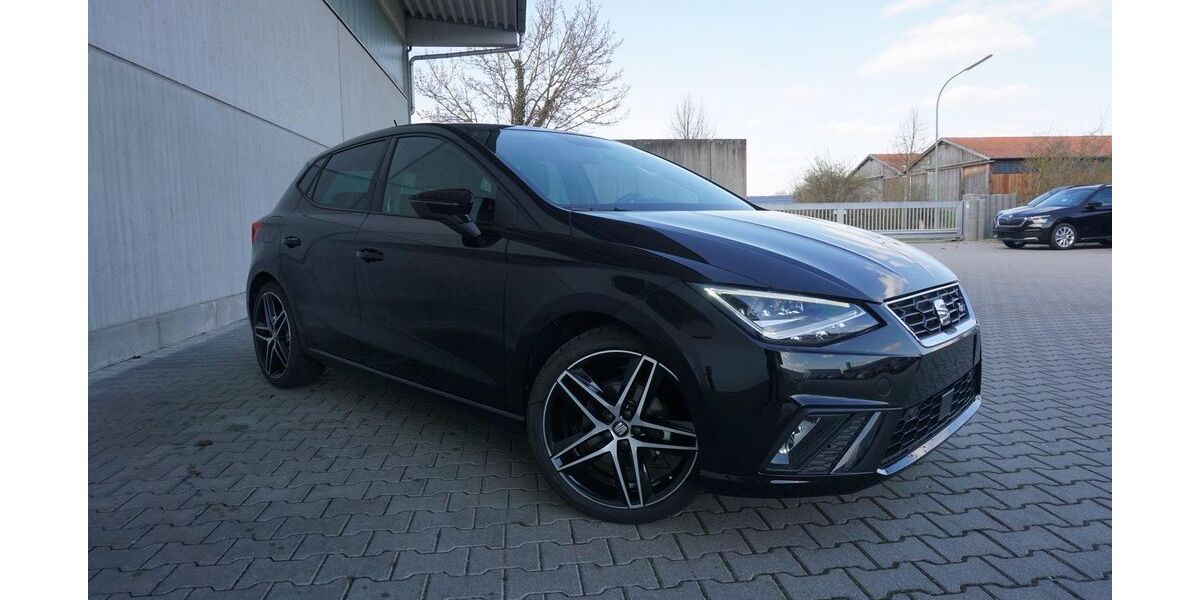 Seat Ibiza 54.000 km 17.950 &euro; Parkstetten 94365
